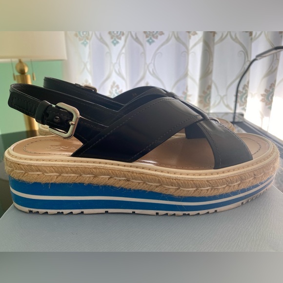 Authentic Prada shoes - Picture 3 of 7